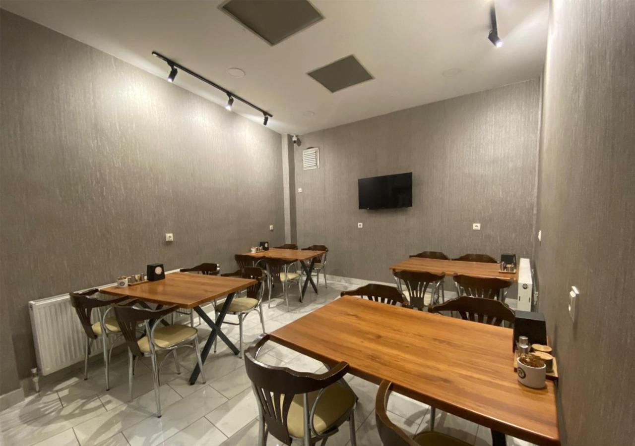 Hotel Altug Испарта Екстериор снимка