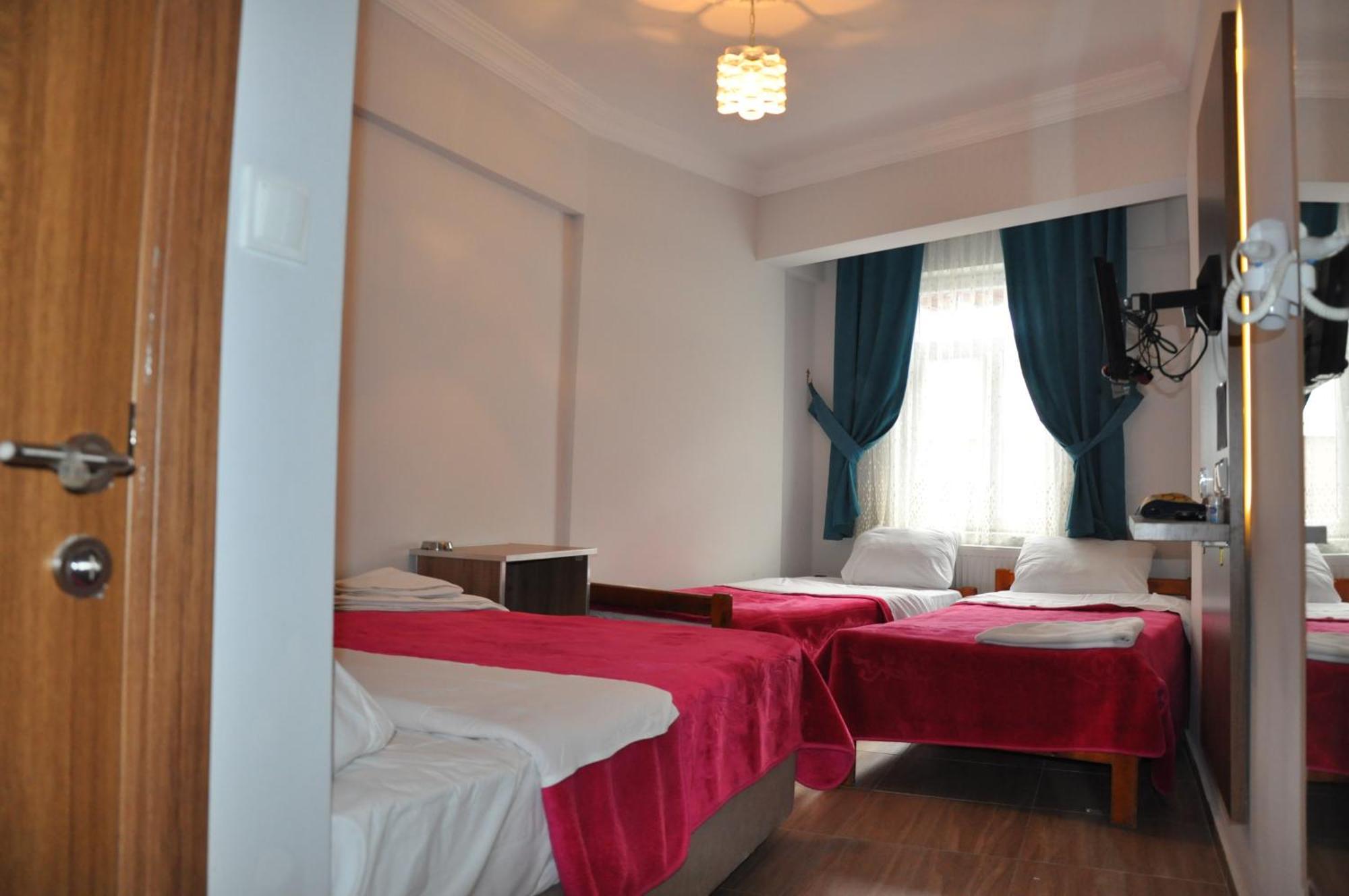 Hotel Altug Испарта Стая снимка
