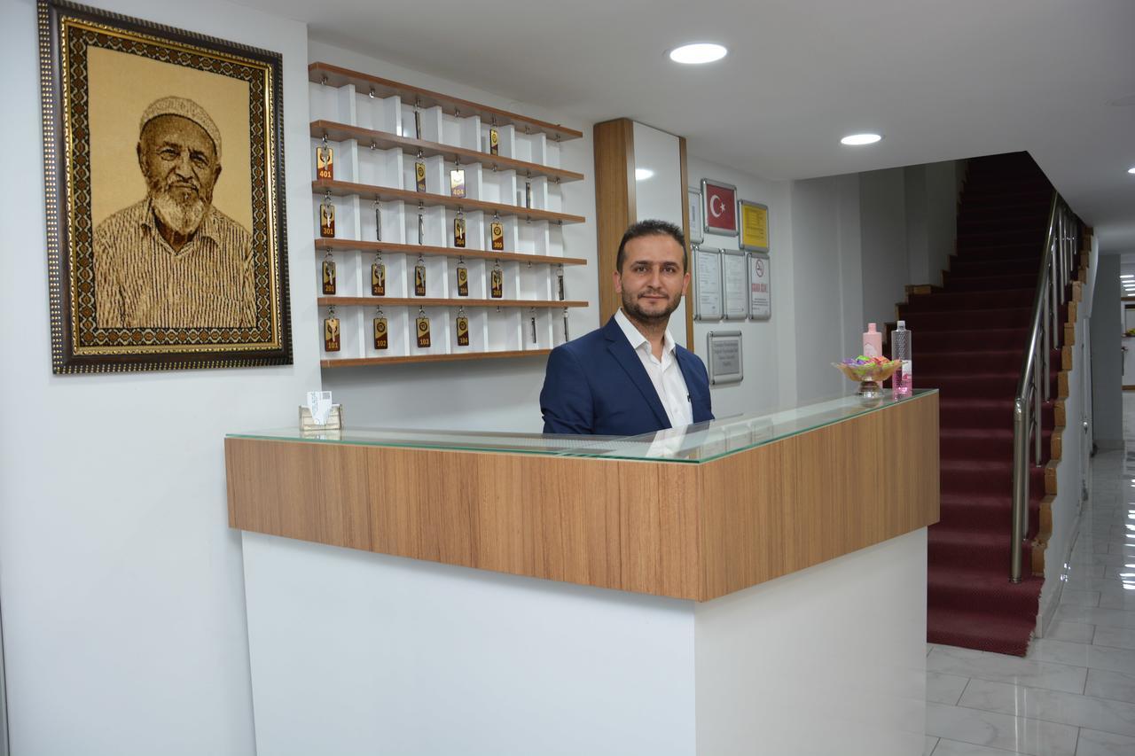Hotel Altug Испарта Екстериор снимка